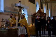 Філолагі і студэнты ГрДУ Янкі Купалы памаліліся ў Пакроўскім саборы за спачын душ беларускіх пісьменнікаў, дзеячаў культуры і калег 