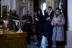 Філолагі і студэнты ГрДУ Янкі Купалы памаліліся ў Пакроўскім саборы за спачын душ беларускіх пісьменнікаў, дзеячаў культуры і калег 