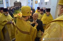 Архиепископ Артемий совершил литургию в храме в честь Воздвижения Креста Господня деревни Свислочь