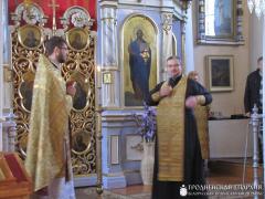 Прихожане храма Святой Троицы поселка Зельва проводили своего клирика на новый приход