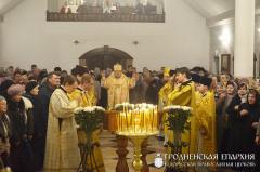 В день памяти святителя Николая архиепископ Артемий совершил литургию и хиротонию в домовой церкви Архиерейского Подворья