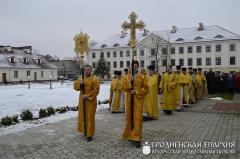 В день памяти святителя Николая архиепископ Артемий совершил литургию и хиротонию в домовой церкви Архиерейского Подворья