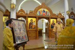 В день памяти святителя Николая архиепископ Артемий совершил литургию и хиротонию в домовой церкви Архиерейского Подворья