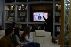 На открытии выставки «Мудрость обретаем от словес книжных» настоятель Покровского собора представил раритетные издания