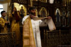В Неделю Святых Праотец Архиепископ Артемий совершил в Покровском соборе Божественную литургию и иерейскую хиротонию