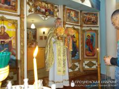 В храме преподобного Серафима Саровского при исправительной колонии №11 г. Волковыска была совершена Божественная литургия