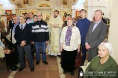 В храме святителя Луки открылась выставка работ художника Александра Бабенкова