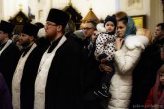 В Рождественский сочельник архиепископ Артемий возглавил богослужения в Покровском соборе