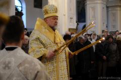 В Праздник Рождества Христова архиепископ Артемий совершил Божественную литургию в Покровском соборе