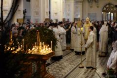 В Праздник Рождества Христова архиепископ Артемий совершил Божественную литургию в Покровском соборе