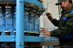 Клирик Покровского собора совершил чин великого освящения воды в цеху розлива минеральной воды в деревне Поречье