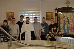 Братчика общества трезвости "Покровское" посредством Таинства Миропомазания присоединили к Православной Церкви