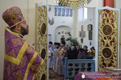 Архиепископ Артемий совершил Литургию Преждеосвященных Даров в храме деревни Массоляны