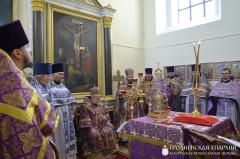 Архиепископ Артемий совершил Литургию Преждеосвященных Даров в храме деревни Массоляны