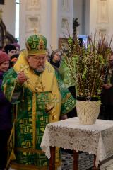 В канун праздника Входа Господня в Иерусалим архиепископ Артемий совершил всенощное бдение в кафедральном соборе Гродно