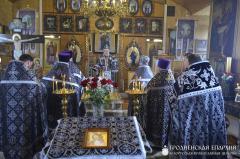 Архиепископ Артемий совершил Литургию Преждеосвященных Даров в храме пророка Ильи города Мосты Архиепископ Артемий совершил Литургию Преждеосвященных Даров в храме пророка Ильи города Мосты