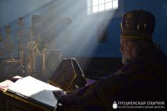 Архиепископ Артемий совершил Божественную литургию в храме Благовещения Пресвятой Богородицы деревни Житомля Архиепископ Артемий совершил Божественную литургию в храме Благовещения Пресвятой Богородицы деревни Житомля