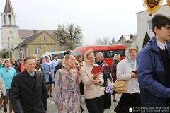 В день Радоницы в поселке Зельва состоялся традиционный Крестный ход