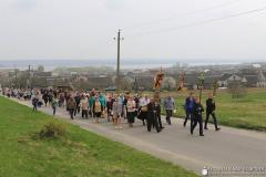 В день Радоницы в поселке Зельва состоялся традиционный Крестный ход