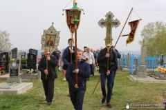 В день Радоницы в поселке Зельва состоялся традиционный Крестный ход