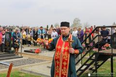 В день Радоницы в поселке Зельва состоялся традиционный Крестный ход