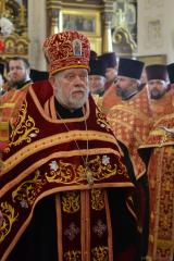 Архиепископ Артемий возглавил Пасхальную вечерню в кафедральном соборе Гродно