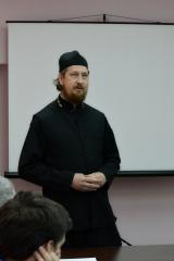 На семінары "Метады практычнага вырашэння праблемы алкагалізму і наркаманіі" ў г. Шчучыне выступілі прадстаўнікі Пакроўскага сабора