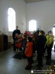 Школьники посетили храм Преображения Господня г. п. Сопоцкин