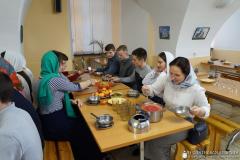 Молодежь Волковысского благочиния совершила паломничество в Жировичский монастырь