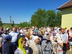 Архиепископ Артемий совершил освящение храма в честь иконы Божией Матери «Скоропослушница» деревни Голубы Архиепископ Артемий совершил освящение храма в честь иконы Божией Матери «Скоропослушница» деревни Голубы
