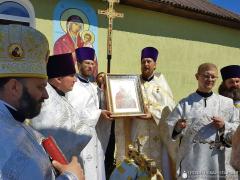 Архиепископ Артемий совершил освящение храма в честь иконы Божией Матери «Скоропослушница» деревни Голубы Архиепископ Артемий совершил освящение храма в честь иконы Божией Матери «Скоропослушница» деревни Голубы