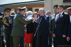 Сад мира «Сирень Победы» у стен древней Коложской церкви пополнился новыми «пасхалиями»