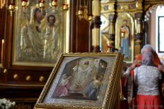 Аб воінах і ўсіх пакутліва загінуўшых ў гады Вялікай Айчыннай Вайны малілісь ў Пакроўскім саборы