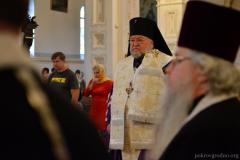 Напярэдадні свята Узнясення Гасподняга архіепіскап Арцемій здзейсніў усяночнае трыванне ў кафедральным саборы Гродна Напярэдадні свята Узнясення Гасподняга архіепіскап Арцемій здзейсніў усяночнае трыванне ў кафедральным саборы Гродна