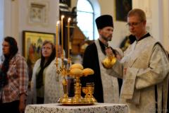 Напярэдадні свята Узнясення Гасподняга архіепіскап Арцемій здзейсніў усяночнае трыванне ў кафедральным саборы Гродна Напярэдадні свята Узнясення Гасподняга архіепіскап Арцемій здзейсніў усяночнае трыванне ў кафедральным саборы Гродна