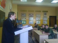 Священнослужитель провел беседу с военнослужащими войсковой части №97097 Священнослужитель провел беседу с военнослужащими войсковой части №97097