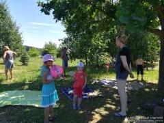 Поход детей воскресной школы при Свято-Михайловской церкви Скиделя Поход детей воскресной школы при Свято-Михайловской церкви Скиделя