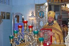 Архиепископ Артемий совершил литургию в храме деревни Лаша