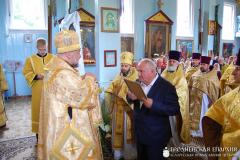 Архиепископ Артемий совершил литургию в храме деревни Лаша