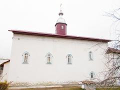 В храме преподобного Серафима Саровского при исправительной колонии №11 Волковыска была совершена Божественная литургия