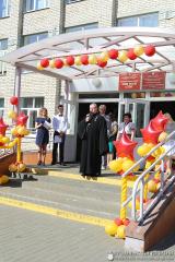 Благочинный Зельвенского округа принял участие в торжественных линейках Благочинный Зельвенского округа принял участие в торжественных линейках