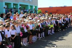 Благочинный Зельвенского округа принял участие в торжественных линейках Благочинный Зельвенского округа принял участие в торжественных линейках