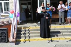 Благочинный Зельвенского округа принял участие в торжественных линейках Благочинный Зельвенского округа принял участие в торжественных линейках