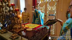 В храме Святой Троицы состоялось соборное богослужение Зельвенского благочиния