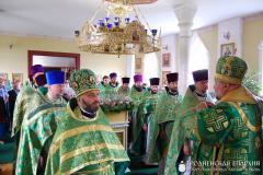 Архиепископ Артемий совершил литургию в храме преподобного Мартина Туровского деревни Желудок