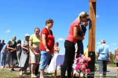 В деревне Бондари установили поклонный крест В деревне Бондари установили поклонный крест