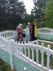 Прихожане храма Воздвижения Креста Господня д. Головачи помолились об убиенных жителях деревень Полымя и Синий Камень