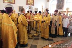 В день 1030-летия Крещения Руси архиепископ Артемий совершил литургию в Свято-Владимирской церкви города Гродно В день 1030-летия Крещения Руси архиепископ Артемий совершил литургию в Свято-Владимирской церкви города Гродно