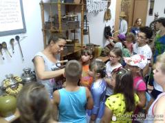 В поселке Россь завершила работу приходская смена летней воскресной школы В поселке Россь завершила работу приходская смена летней воскресной школы