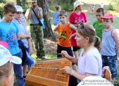 XI епархиальный экологический слет «Православная молодежь за устойчивое развитие» XI епархиальный экологический слет «Православная молодежь за устойчивое развитие»